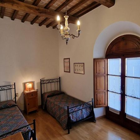 Ogni Finestra E Un Quadro - Appartamento Ad Asyż Zewnętrze zdjęcie